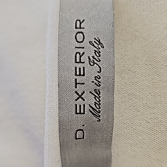 D. EXTERIOR women's fitter stretch top made in Italy. Cream color size large. - Picture 7 of 10